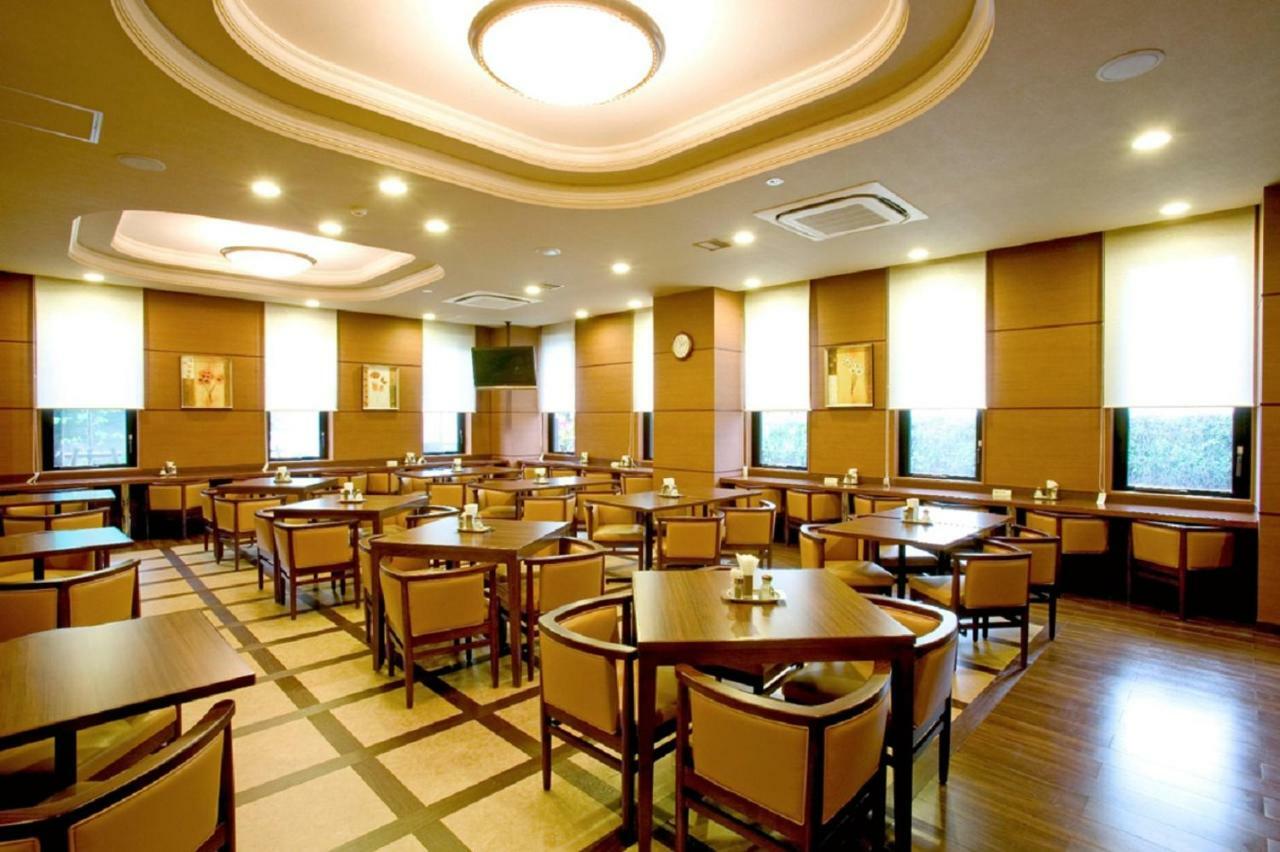 Hotel Route-Inn Yatsushiro Exterior photo